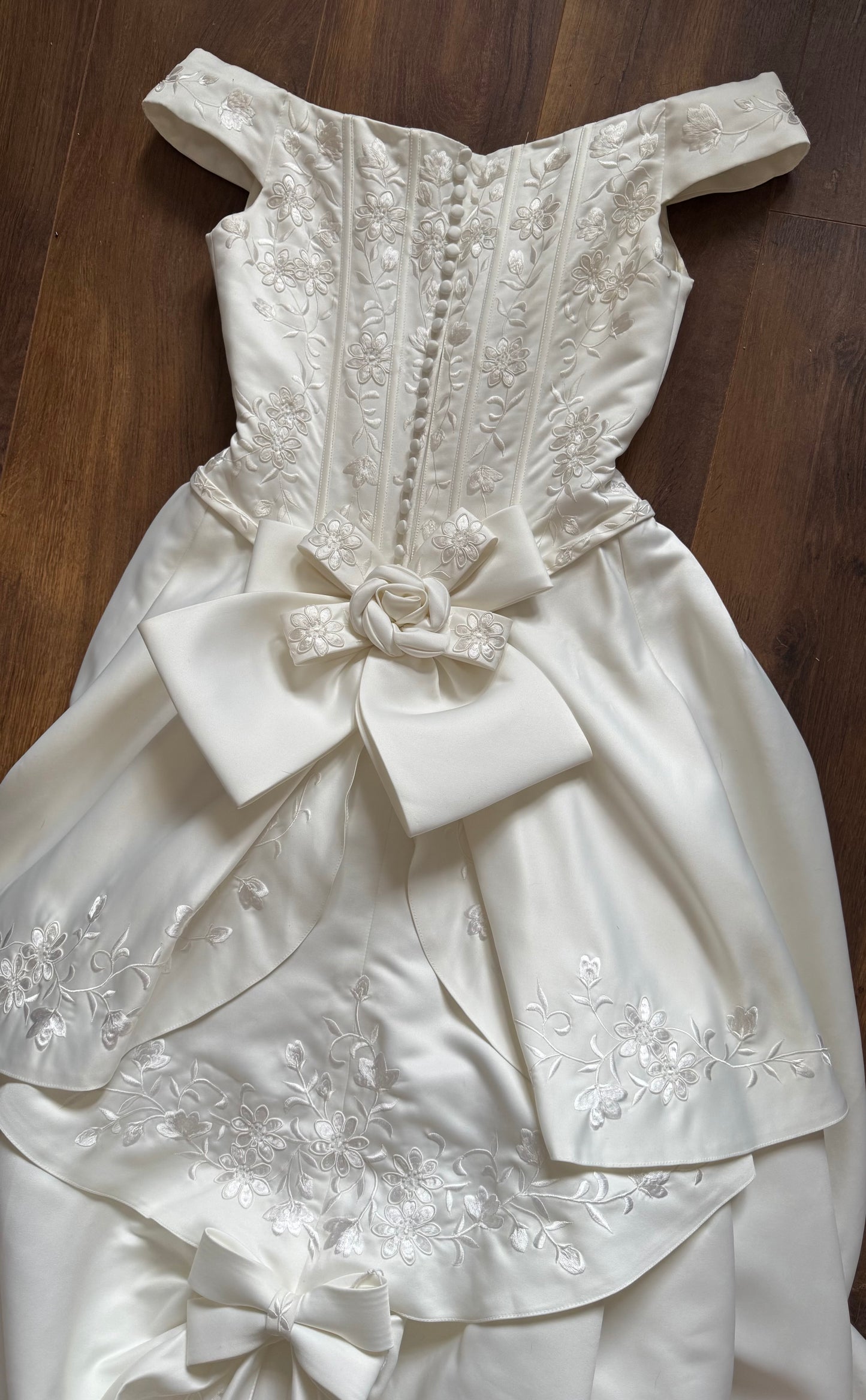 Ivory off shoulder fit & flare wedding dress uk 12