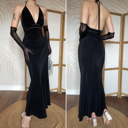 Chic black halter-neck evening dress uk 12