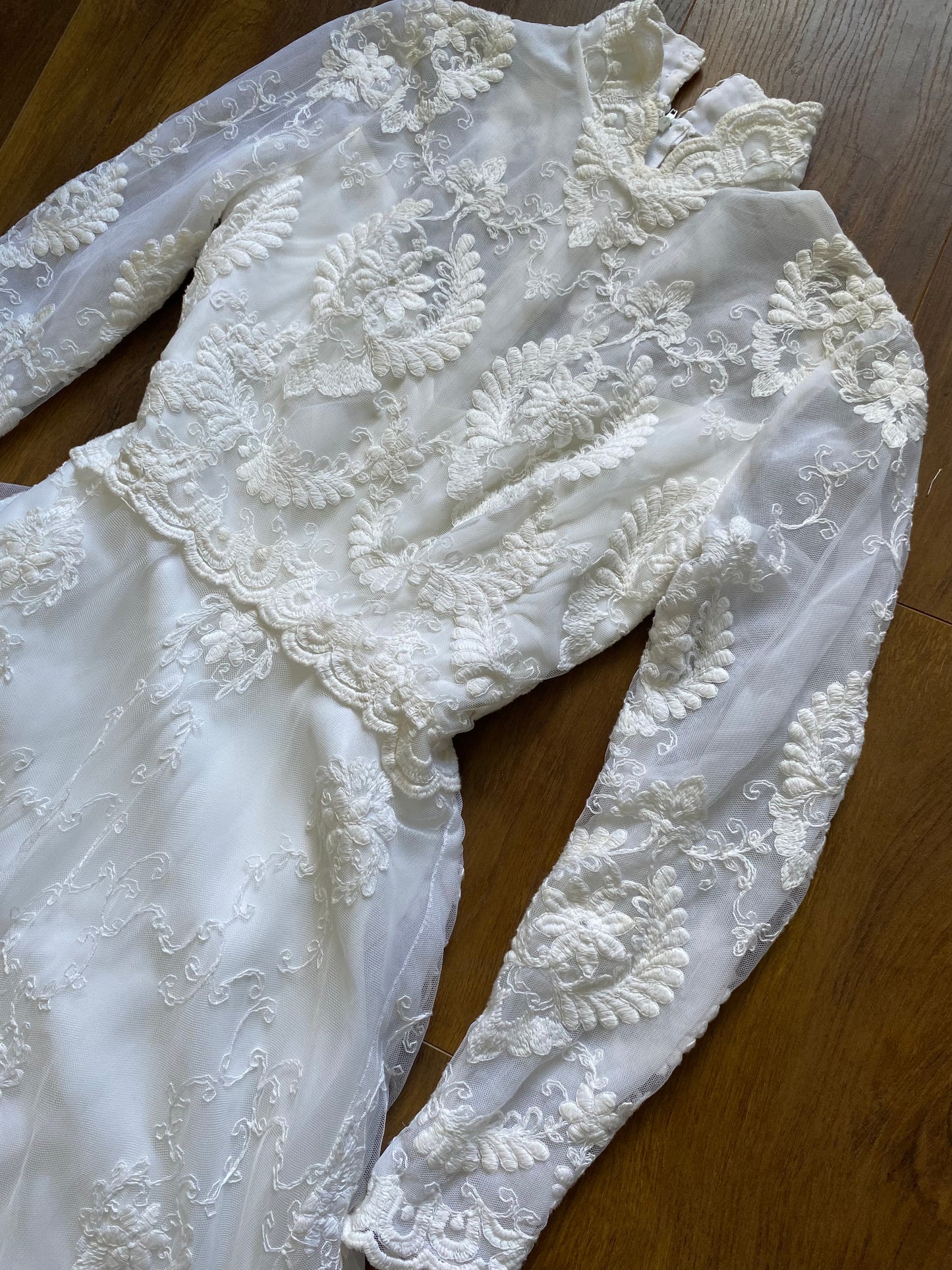 Ellis white lace long sleeve wedding dress uk 10