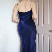 Load image into Gallery viewer, YVE London blue slip dress &amp; shawl UK S/8
