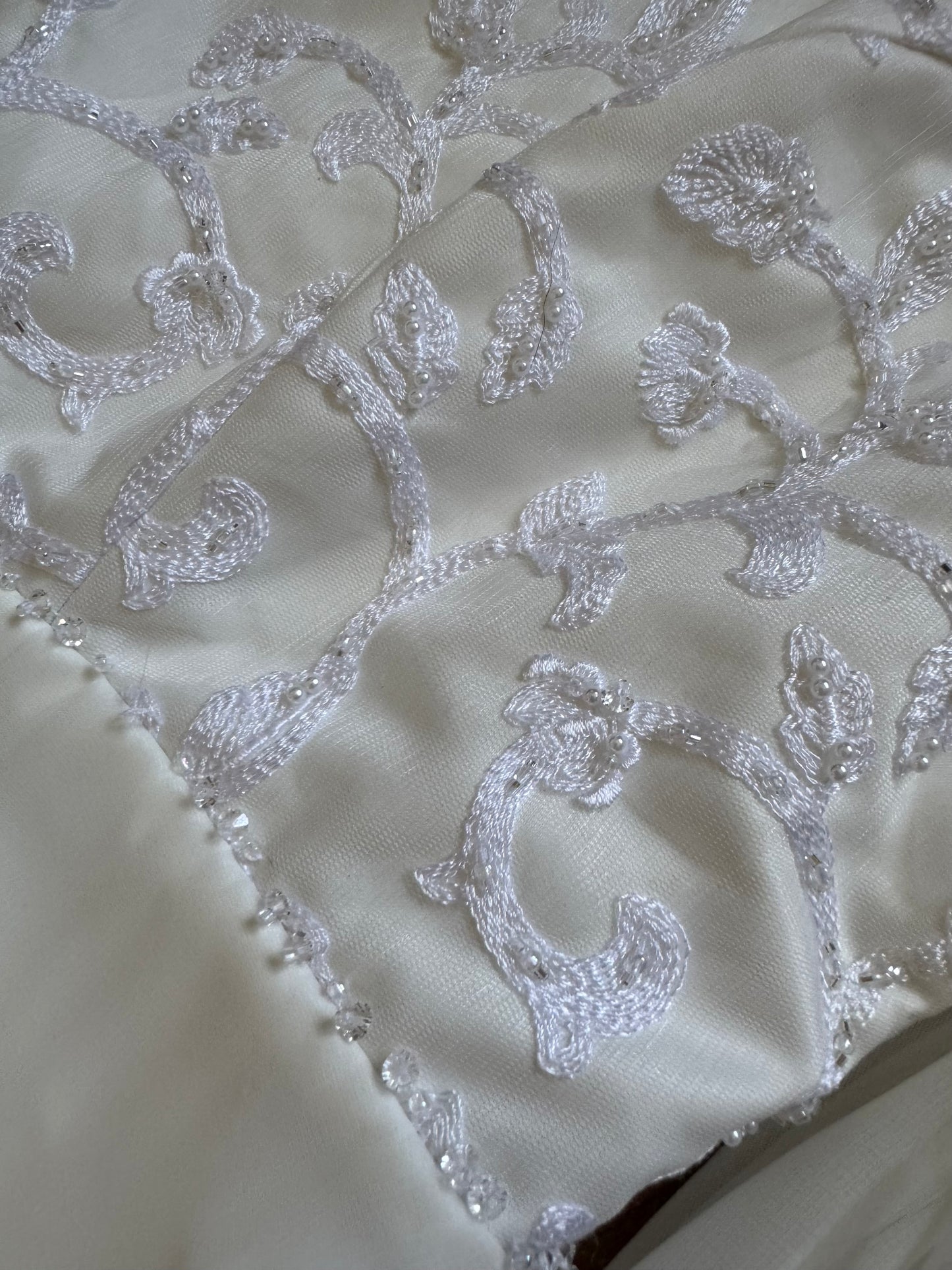 Amanda Wyatt 90s ivory long sleeve ethereal wedding dress uk 18
