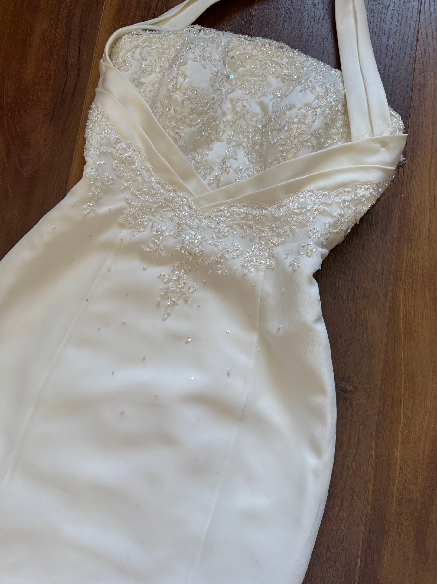 Ivory halter-neck lace wedding dress & shawl uk 8