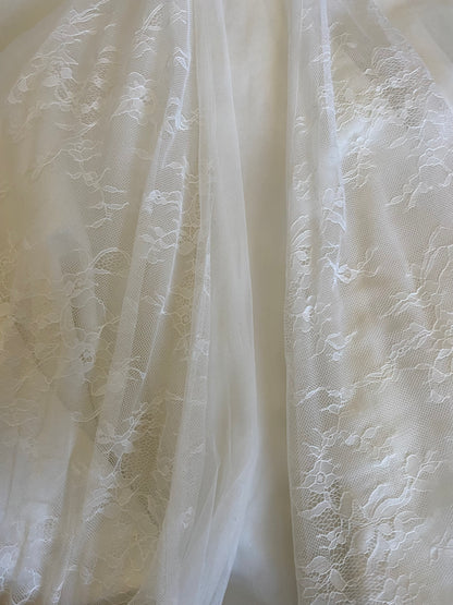 Ivory Benjamin Roberts lace strapless wedding gown uk 10