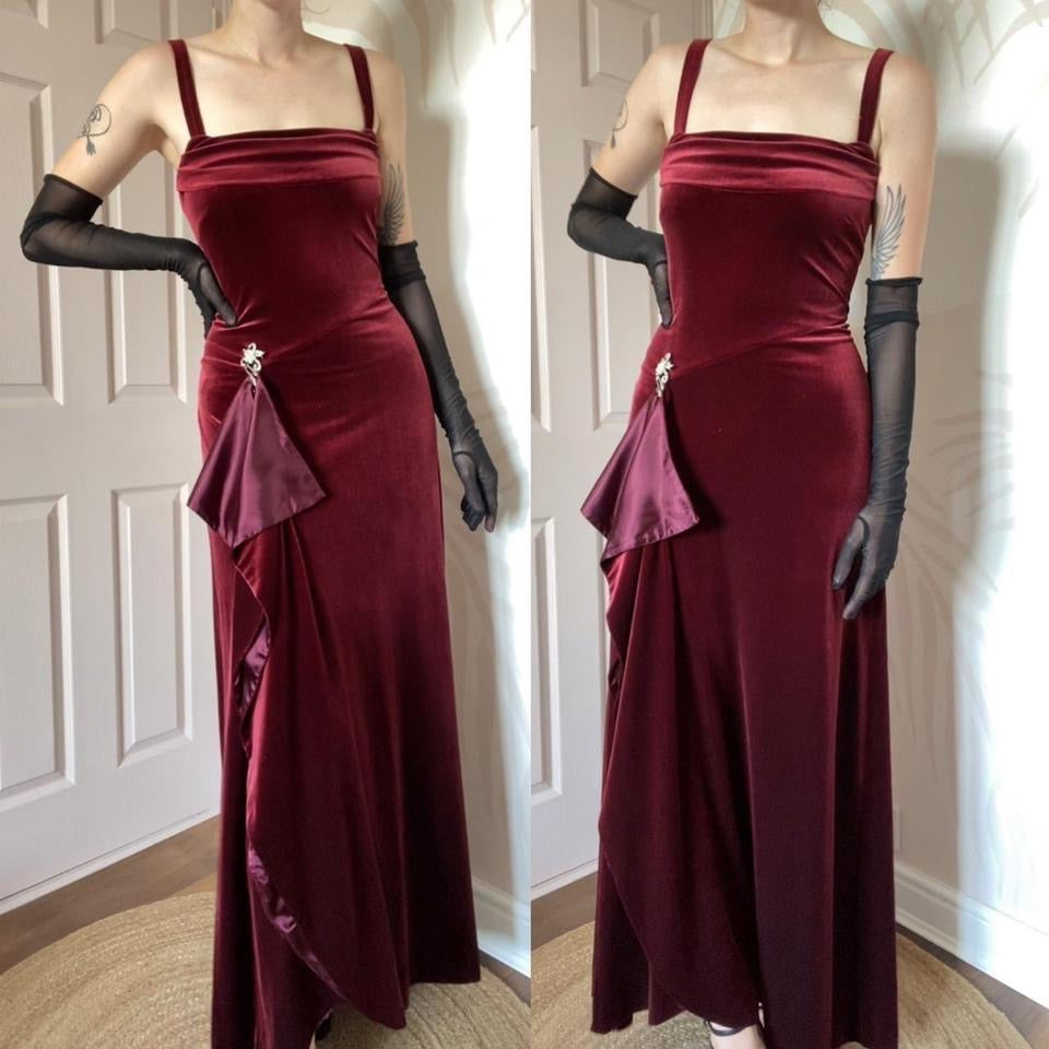 Kaliko red velvet stretch evening gown UK 12