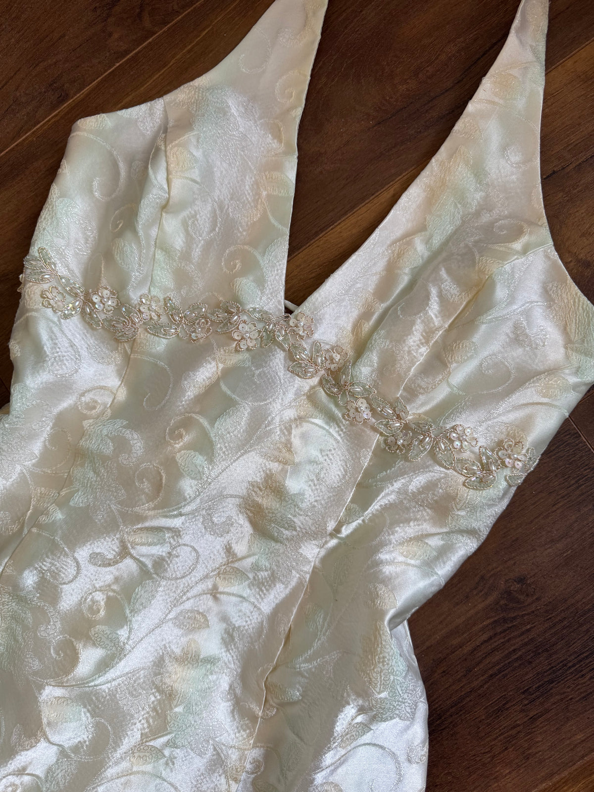 Halter-neck fishtail evening dress uk 14