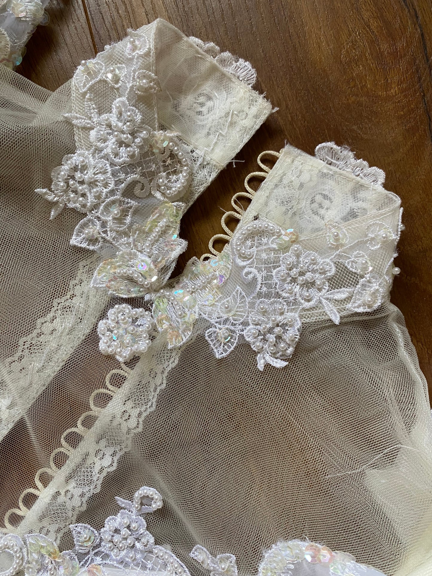 80s lace satin wedding dress with removable sleeves UK 10