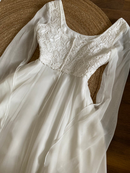 Ethereal lace long sleeve wedding dress uk 12