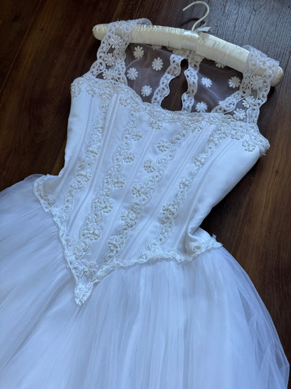 Bright white fit & flare wedding dress uk 10