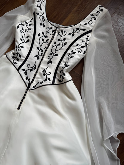 Sincerity ivory long sleeve wedding dress uk 12-14