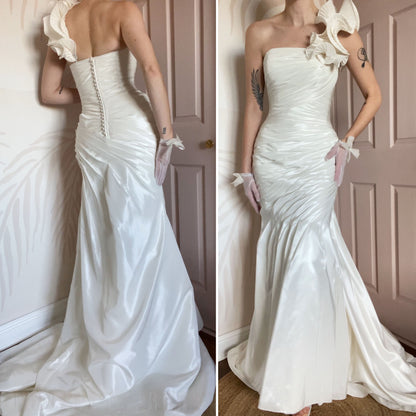 Victoria Jane silky white fishtail wedding dress UK 12-14
