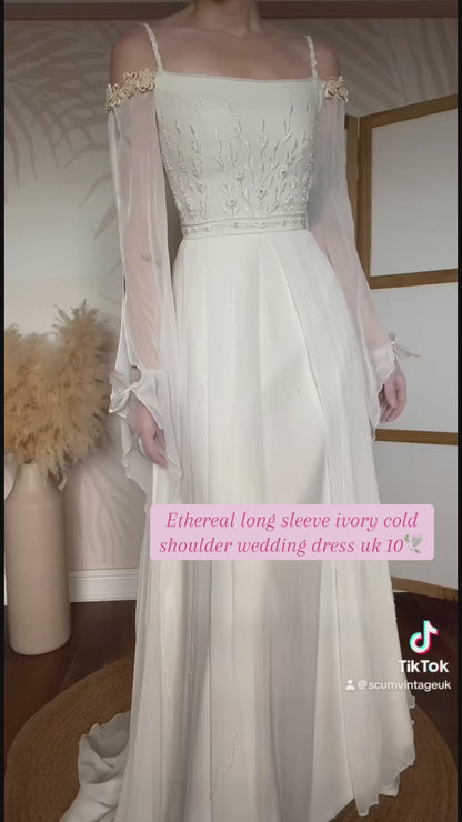Ivory ethereal long sleeve wedding dress uk 10