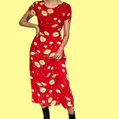 Stunning vintage red floral short sleeve midi dress UK M