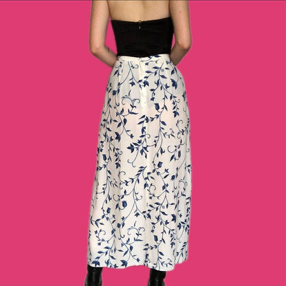 Beautiful white/navy leafy print high waisted maxi skirt UK 10