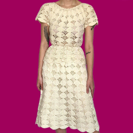 Beautiful handmade vintage cream crochet 2 piece skirt/top suit set UK S