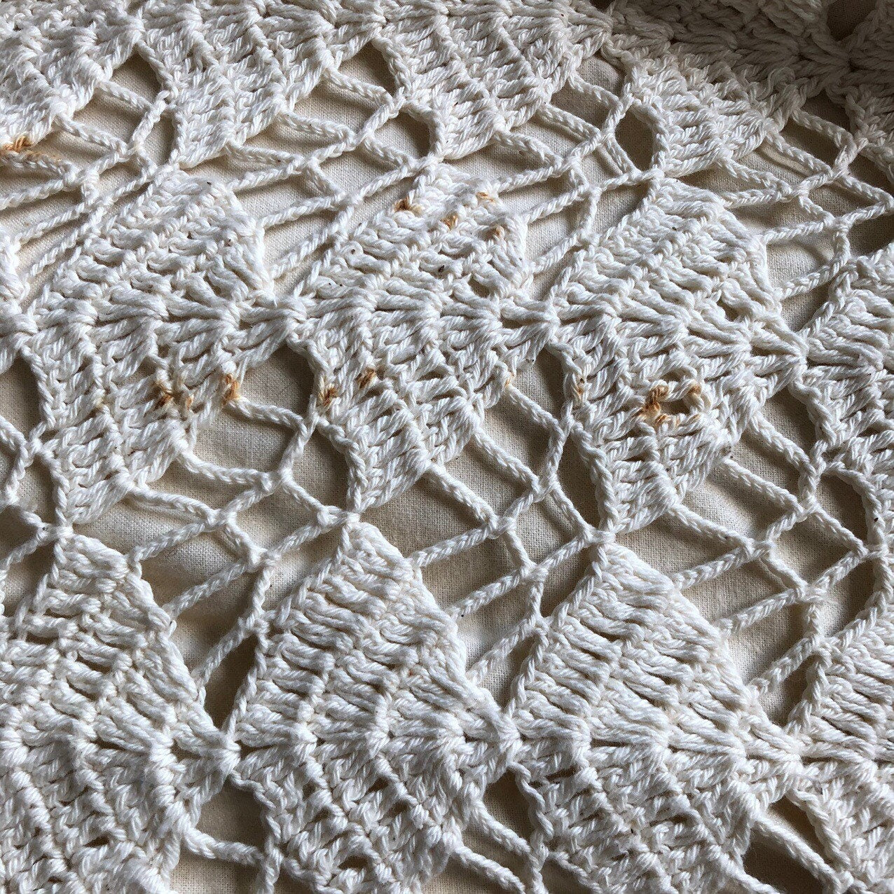 Beautiful handmade vintage cream crochet 2 piece skirt/top suit set UK S