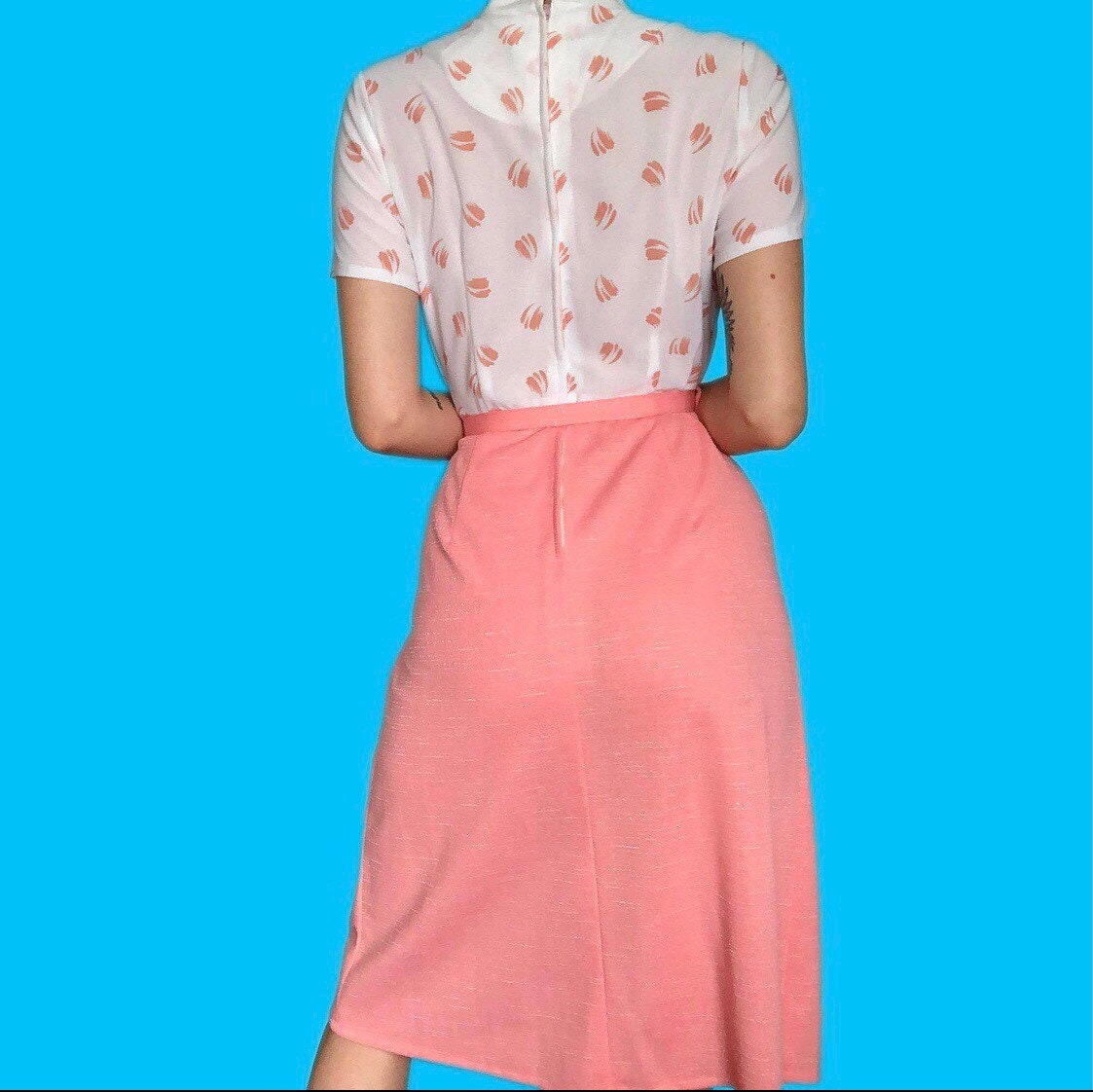 Super cute vintage peach 2 piece cardigan/dress set UK 12