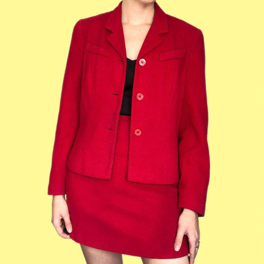 Stunning red 2 piece skirt/jacket suit set UK 8