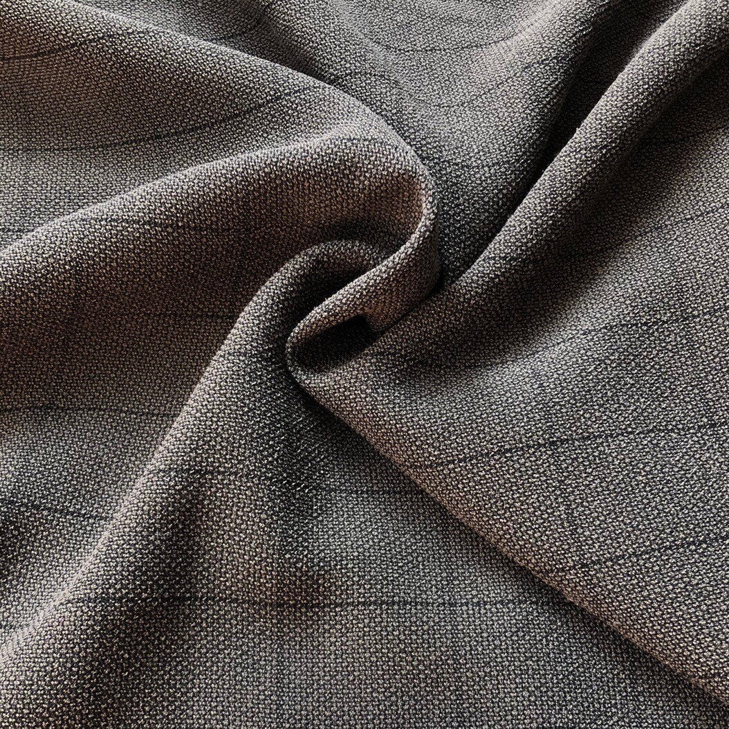 Beautiful vintage grey check 2 piece skirt suit UK 12