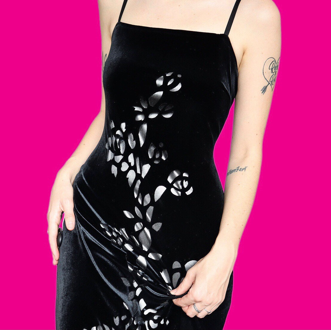 Stunning black velvet stretch floral detail midi evening party dress UK 12 EU 40