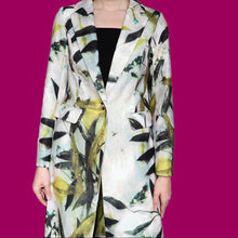 Load image into Gallery viewer, Beautiful leafy green long line coat UK 10
