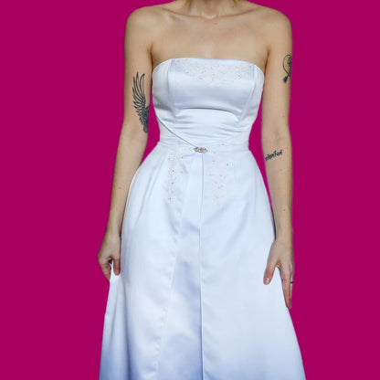 Beautiful white vintage strapless evening wedding dress UK 10