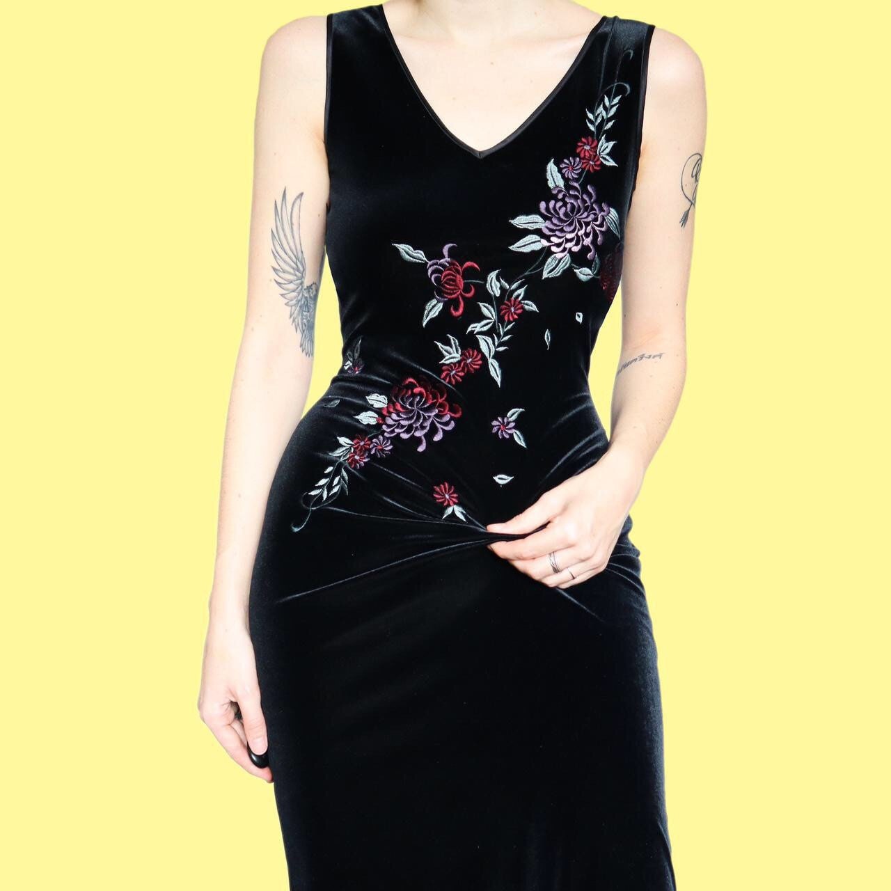 Beautiful black velvet stretch floral mini dress UK 10