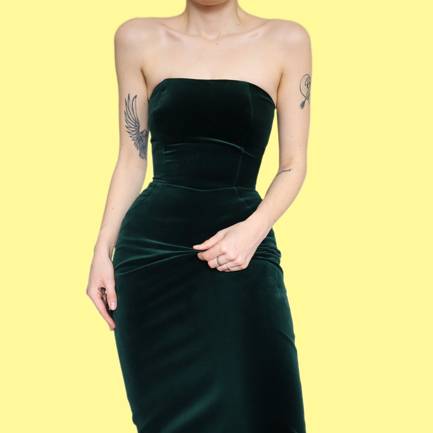 Chic green velvet strapless evening dress UK 12