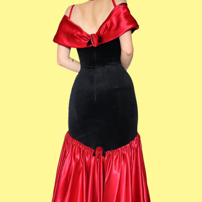 Beautiful black & red cold shoulder velvet evening dress UK 12