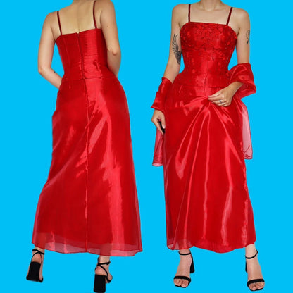 Beautiful YVE red silky 3 piece top, skirt & shawl evening set UK 8