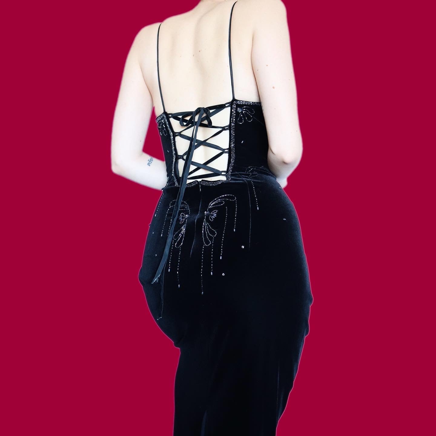 Stunning Dave & Johnny black velvet stretch beaded evening dress UK 12